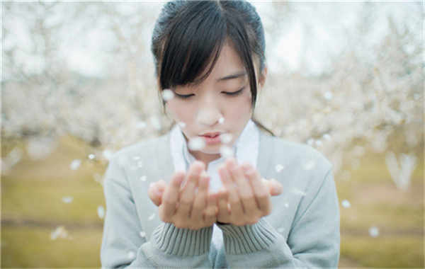 德保怀孕后验血多久可以知道男女(怀孕后多久可以验血检查出来)